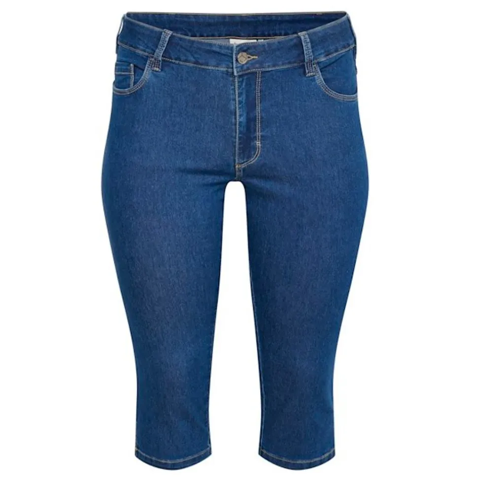 broek__kaffe_curve_jeans__1.webp Broek 3/4 Kaffe Curve Jeans 10580889