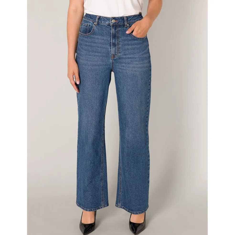 broek_base_level_brede_pi_0.webp Broek Base Level brede pijp mid blauw Amy 6000108