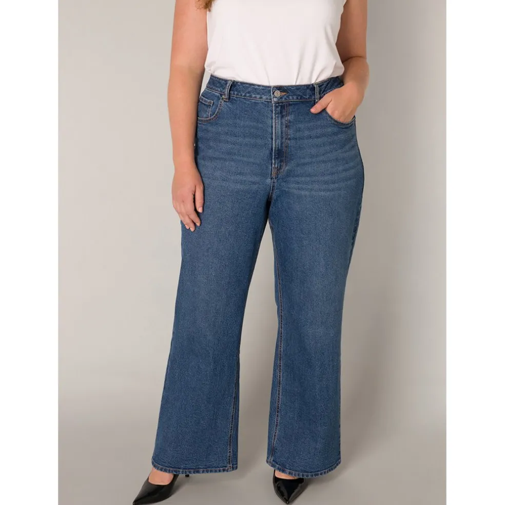 broek_base_level_curvy_br_0.webp Broek Base Level Curvy brede pijp jeans Amylia 7000108