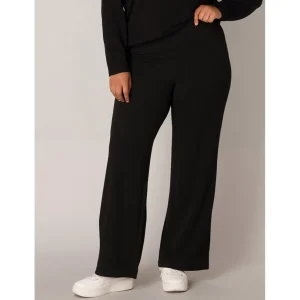 Broek Base Level Curvy zwart Arah 7000092