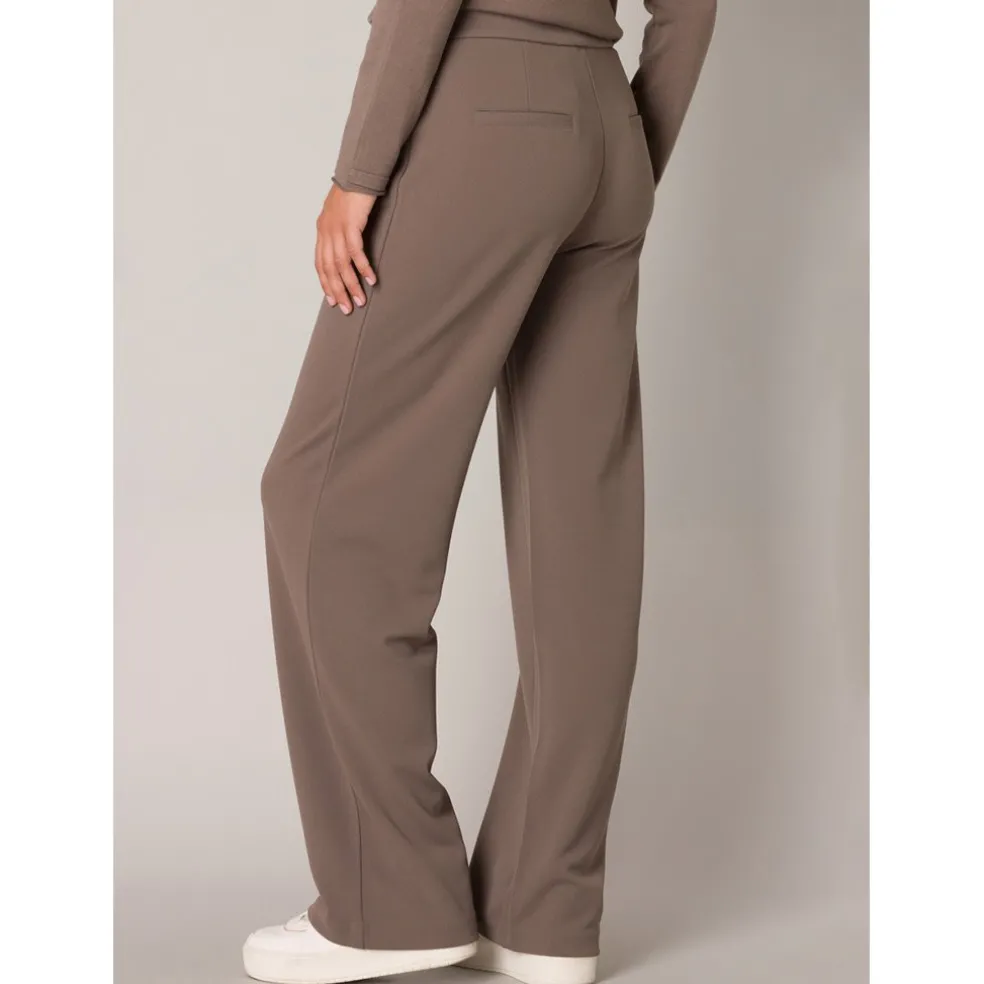 broek_base_level_dtaupe_y_4.webp Broek Base Level D.taupe Yara 6000092