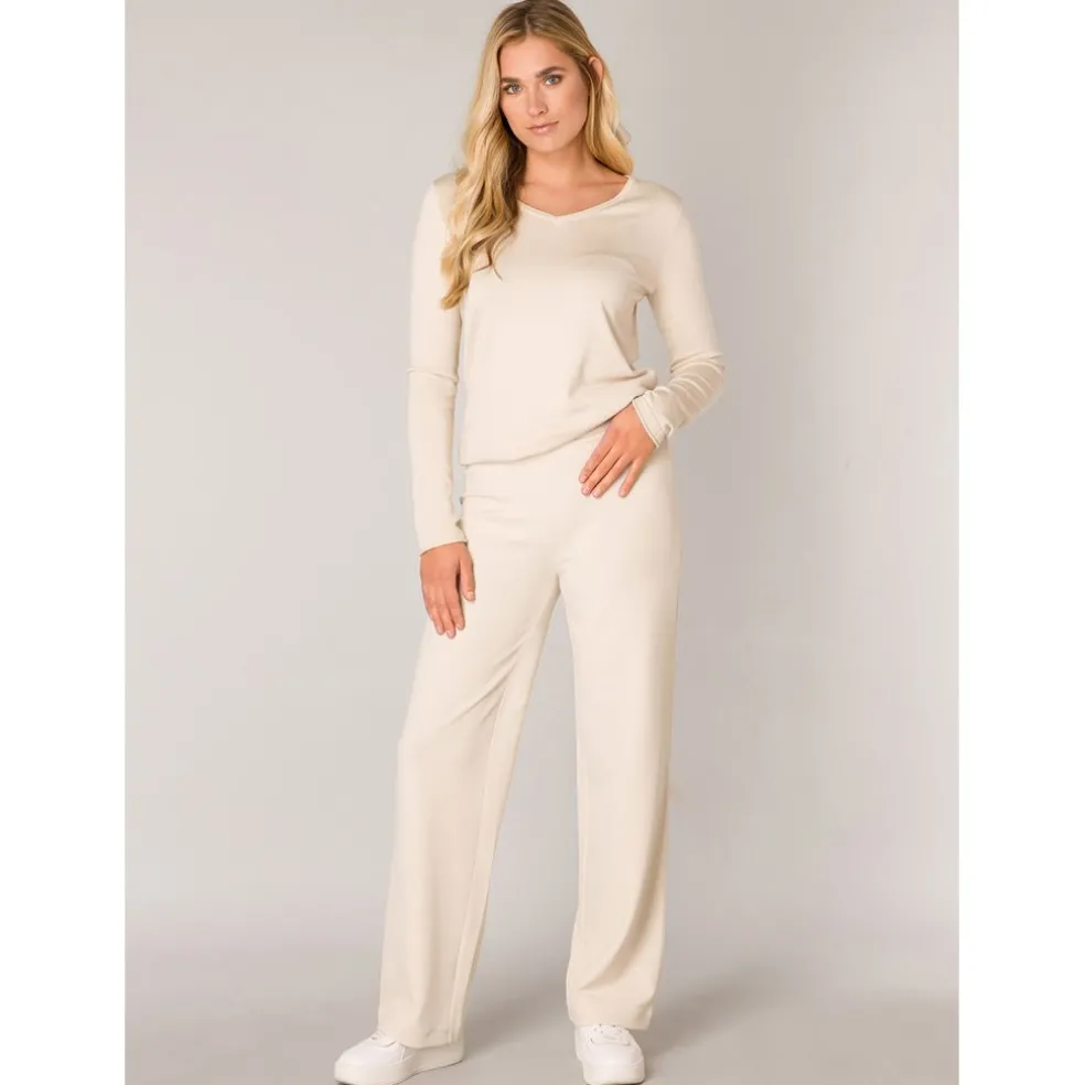broek_base_level_licht_be_2.webp Broek Base Level licht beige Yarah 6000092