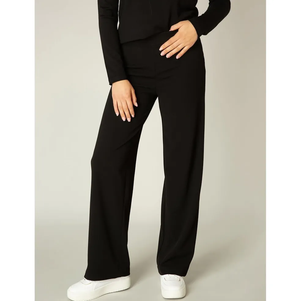 broek_base_level_zwart_ya_0.webp broek Base Level zwart Yarah 6000092