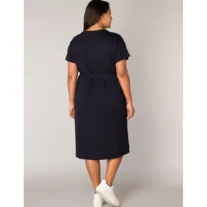 Kleed Base Level Curvy D.blauw Yenna 7000083