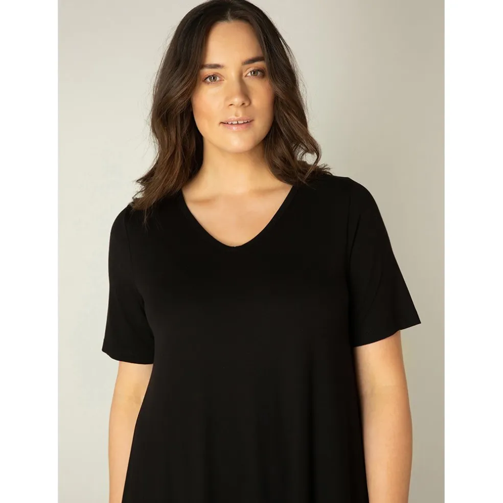 kleed_base_level_curvy_zw_3.webp Kleed Base Level Curvy zwart Abernathy 7000027