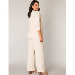 Pull Base Level Curvy licht beige Anine 7000024