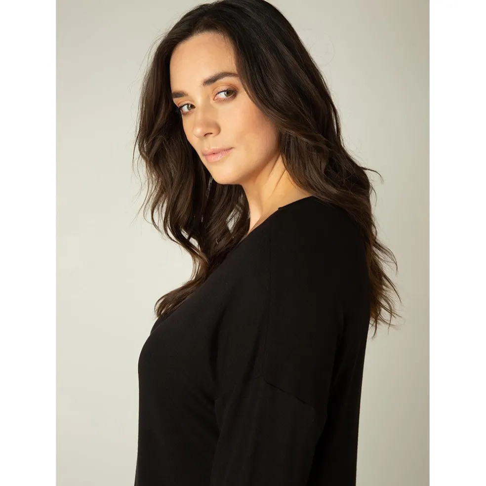shirt_base_level_curvy_zw_2.webp Shirt Base Level Curvy Zwart Adele 7000022