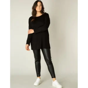 Shirt Base Level Curvy Zwart Adele 7000022