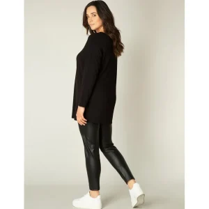 Shirt Base Level Curvy Zwart Adele 7000022