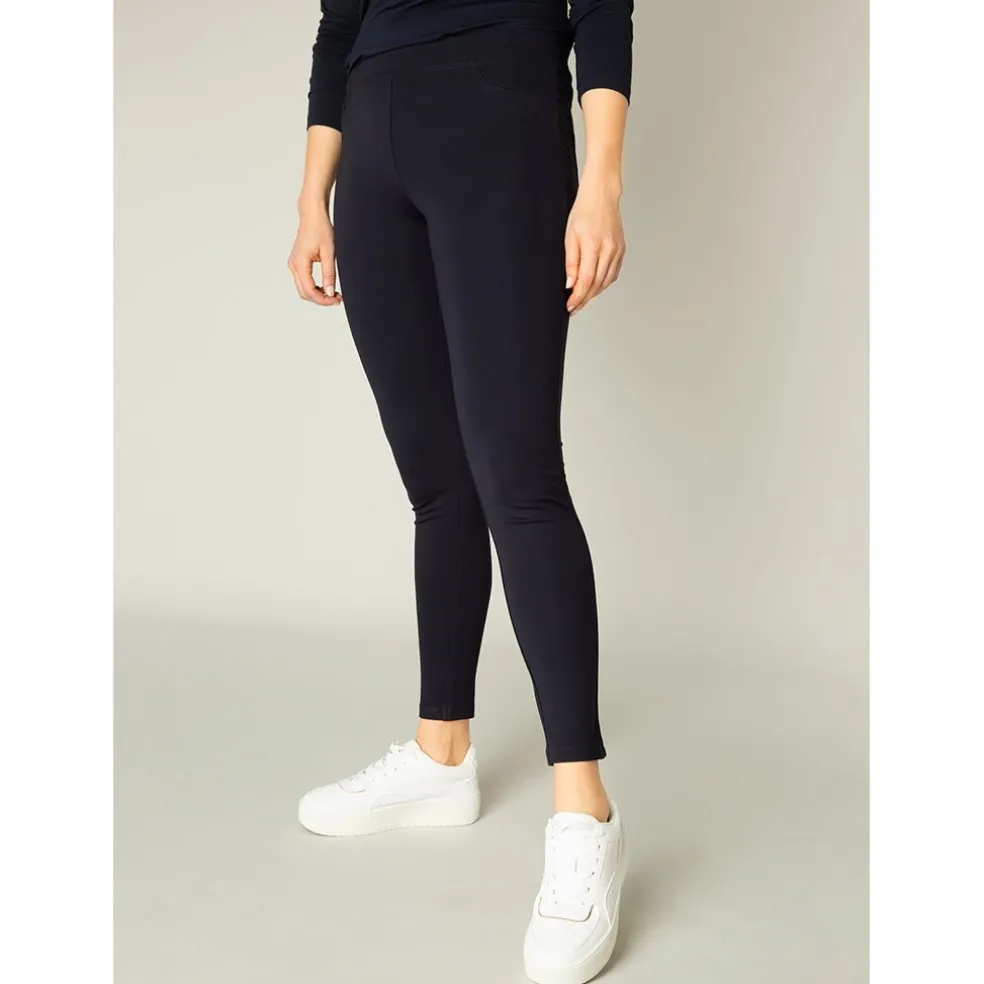tregging_base_level_dblau_1.webp Tregging Base Level D.blauw Ornika 6000005
