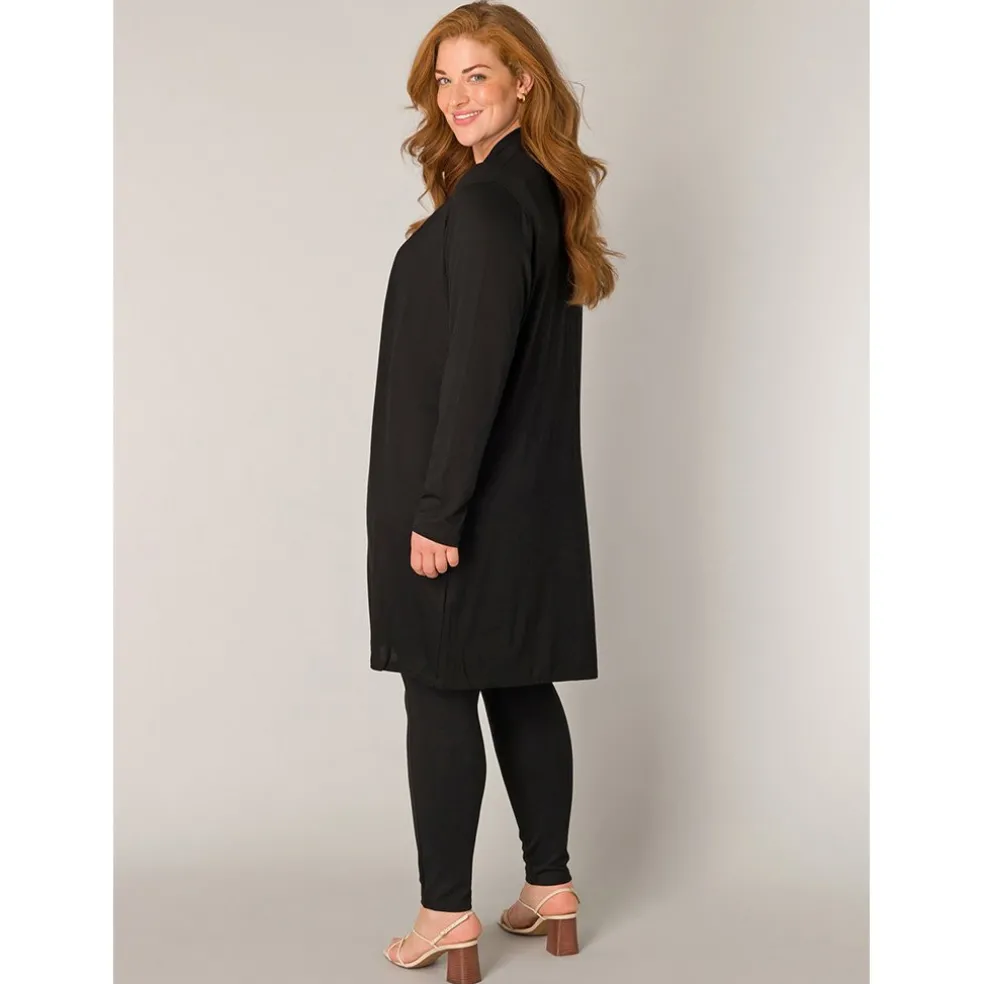 vest_base_level_curvy_ayl_2.webp Vest Base Level Curvy Ayla long zwart 7000001